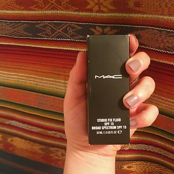 MAC Cosmetics Other - New! MAC Studio Fix Fluid NC40 has SPF15
